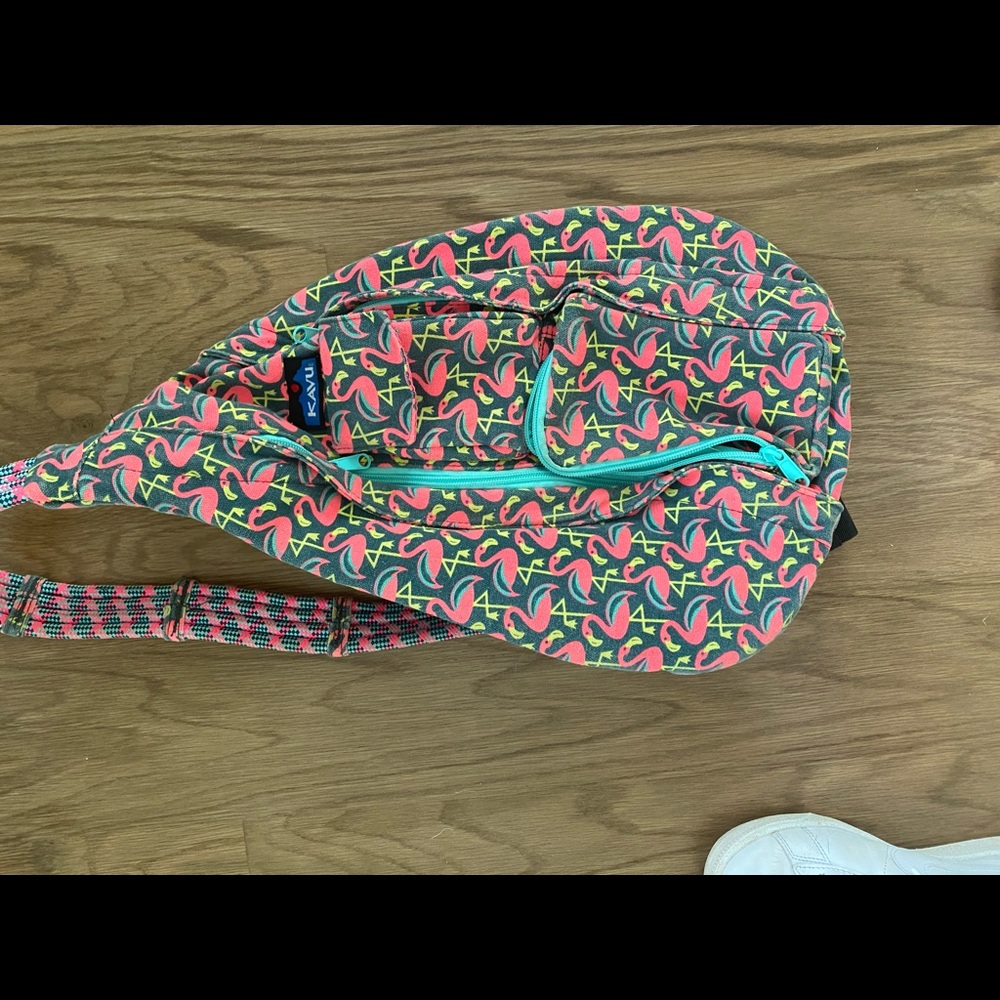 Flamingo Kavu Sling Bag